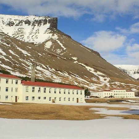 Guesthouse Nupur Thingeyri エクステリア 写真